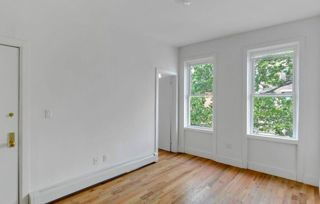 360 LEWIS AVE