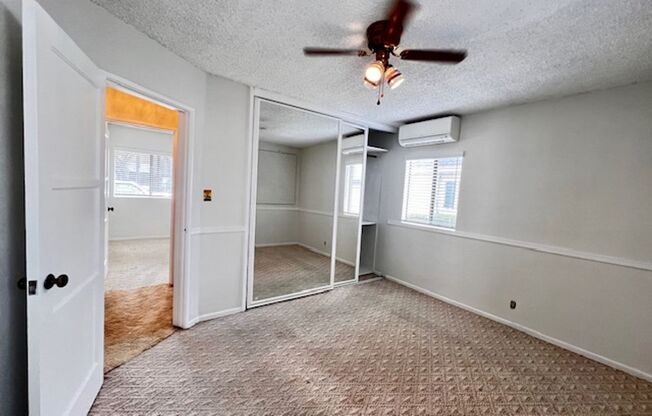 2 beds, 1 bath, $3,000, Unit 4159 183nd street