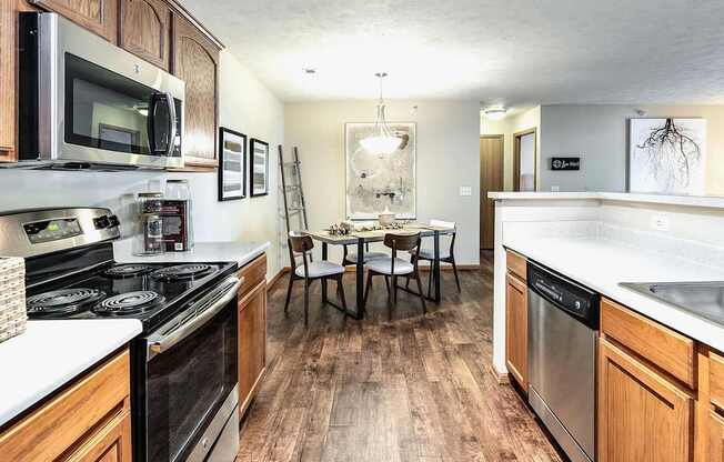 Gourmet Kitchen at Tiburon View Apartments, Omaha, NE