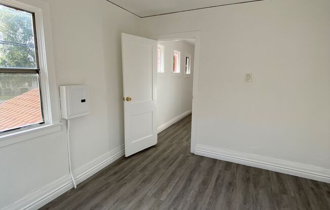 2 beds, 1 bath, 800 sqft, $2,095, Unit 691.5