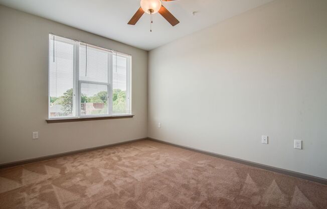 1 bed, 1 bath, 588 sqft, $1,520, Unit 303