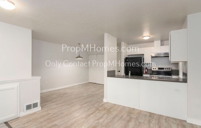 Spacious One Bedroom in Argay Terrace!