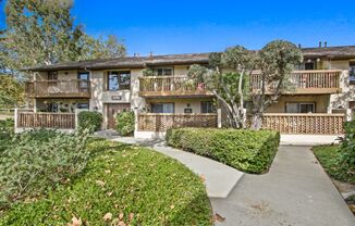 Beautifully Rehabbed Mission Viejo Condo Next To Everything