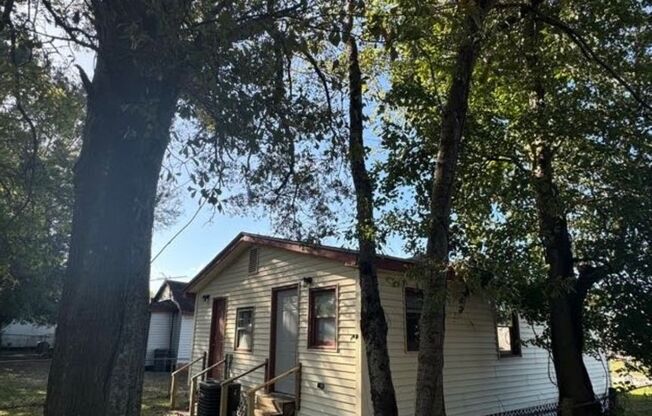 Single Family Ranch near Park Circle