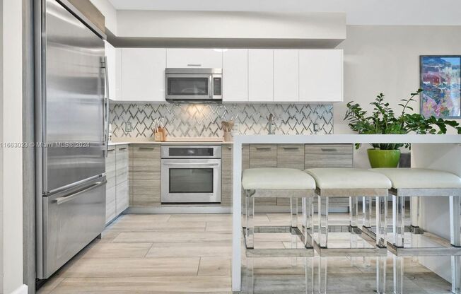 Stunning Water Views unit for rent in Brickell!