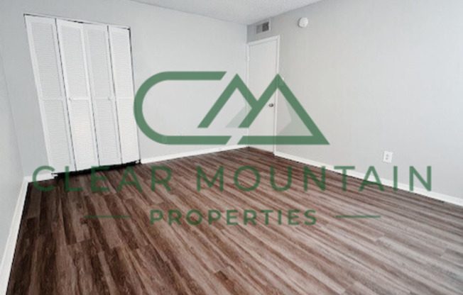 2 beds, 1 bath, 980 sqft, $1,275, Unit 81