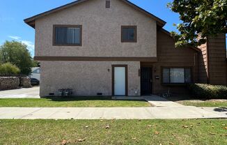 3 Bed, 2.5 Bath Unit in Duplex - 595 N. Glassell St., Orange