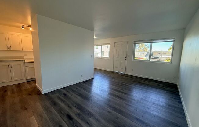 2 beds, 1 bath, 775 sqft, $2,045, Unit 205