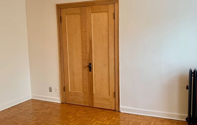 Studio, 1 bath, 300 sqft, $1,495, Unit 644-209