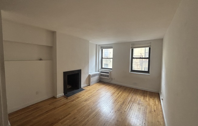 113 SULLIVAN ST