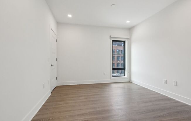 2 beds, 1 bath, 1,040 sqft, $2,750, Unit 304