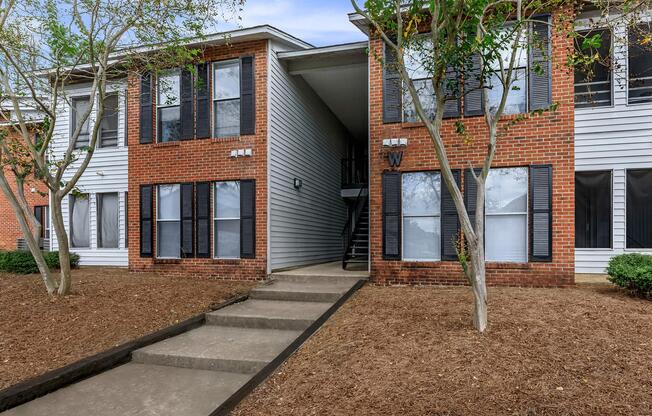 WELCOME HOME TO PARKWAY PLACE IN COLUMBUS, GA