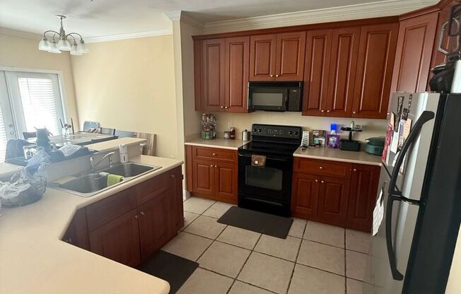 Modern & Spacious 3BR/2.5BA Condo with Stunning Primary Suite