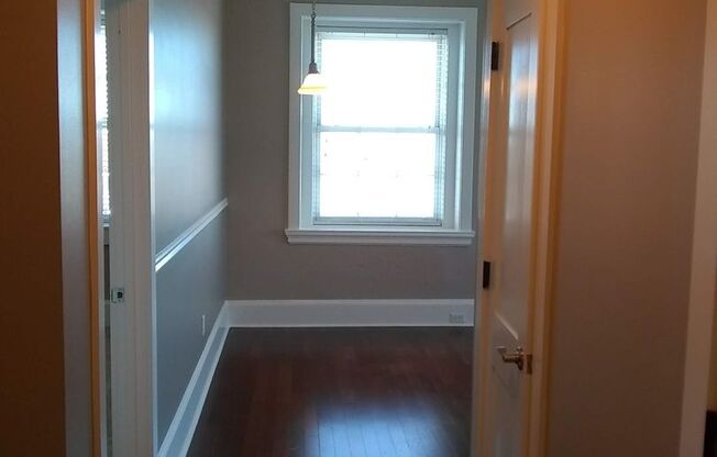 2 beds, 2.5 baths, 980 sqft, $1,695, Unit 502