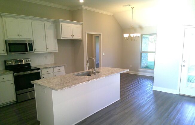 JUST REDUCED!! PLUS..***Move in Special..1/2 off 1st mo. rent if moved in by the end of the month***