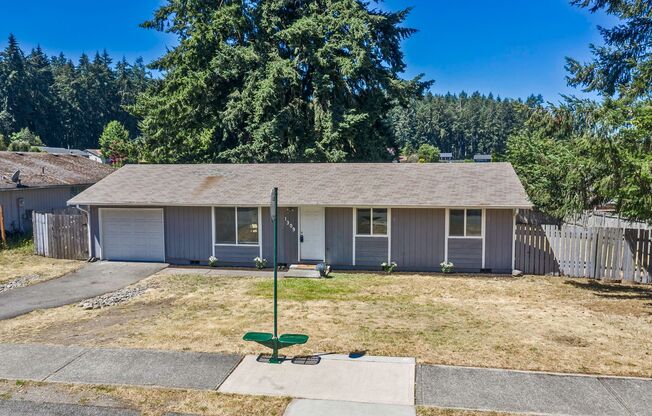 READY SET MOVE!!! GREAT PRICE & LOCATION - Darling Rambler in Olympia