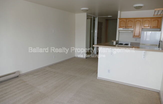 636 W Nickerson St.