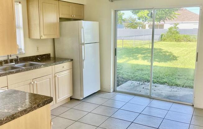 920 ANDALUSIA BLVD