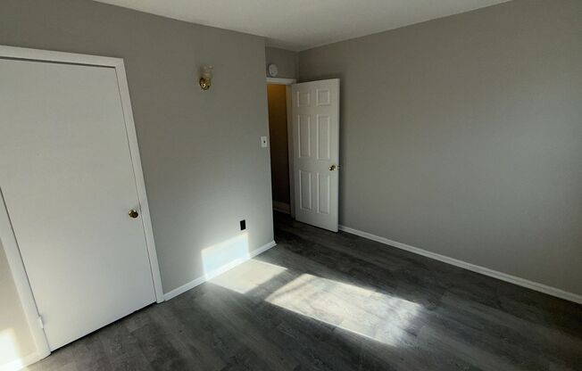 3 beds, 1 bath, $1,700