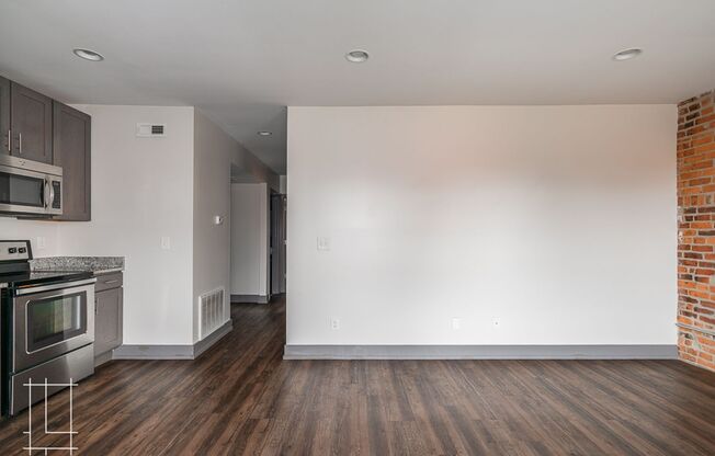 1448-1454 Indianola Ave