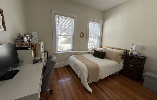 368 Crescent Ave.
