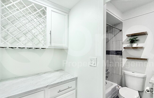 1 bed, 1 bath, 602 sqft, $2,000, Unit 16E