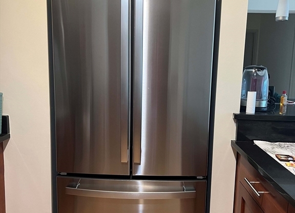 2 beds, 2 baths, 1,099 sqft, $3,800, Unit 806