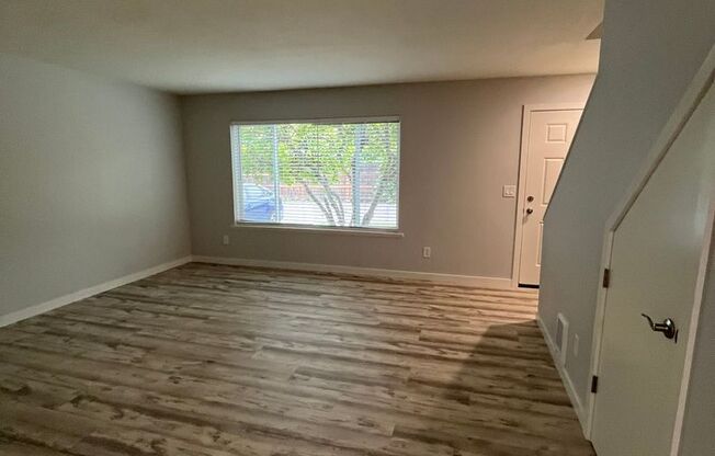*** $250 OFF 1ST MONTHS RENT*** Newly Renovated 3-bedroom, 2.5-bath Home In Garden Home