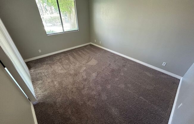2 beds, 2 baths, $1,325, Unit # 127