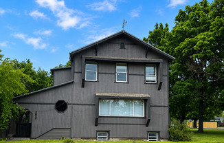 51.00 - 2623 E Boone Ave