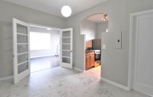 Marbled tile flooring in select units - Helios Apartments Miami Beach