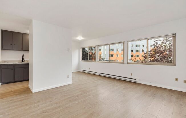 1 bed, 1 bath, 607 sqft, $1,850, Unit 801