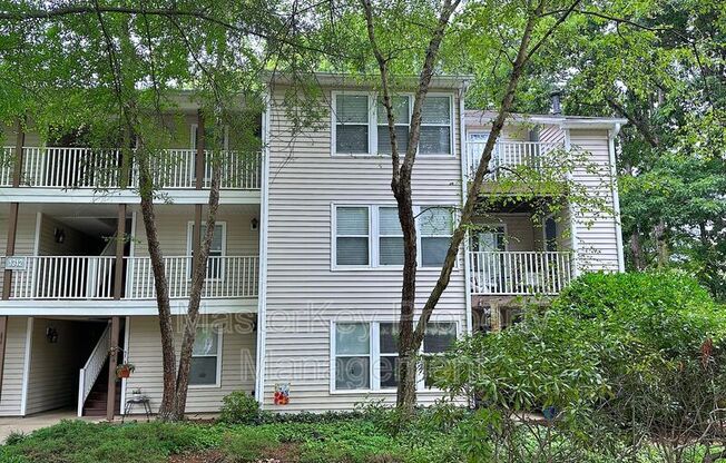 1312 HILLBROW LN