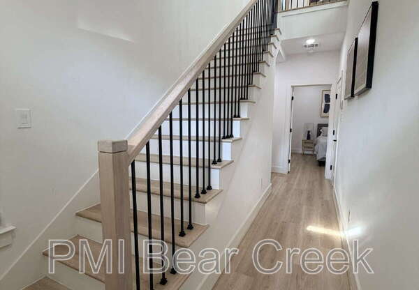 2706 COCHRAN ST