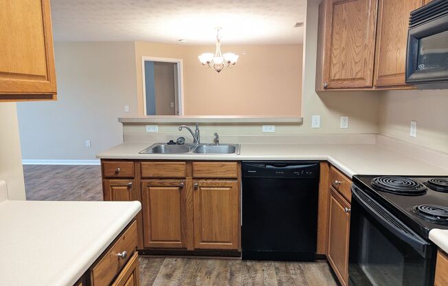 2 beds, 2 baths, $1,350