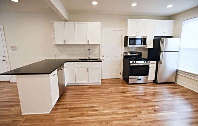 3230-3238 N. CLARK