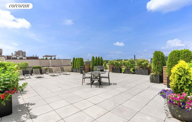 2 beds, 1 bath, $4,150, Unit 6C