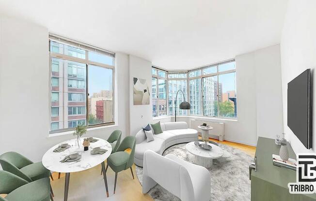 2 beds, 1 bath, $4,325, Unit 6