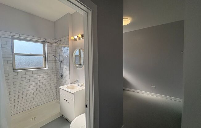 1 bed, 1 bath, $1,450, Unit 316