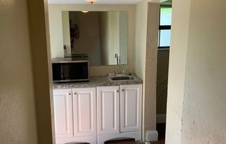 1 bed, 1 bath, $800