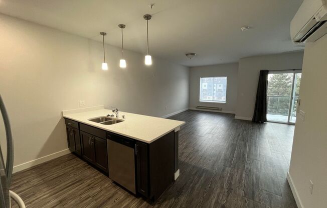 2 beds, 2.5 baths, 1,332 sqft, $1,995, Unit 4958-314