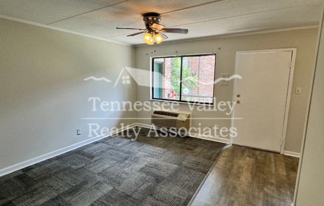 2 beds, 1 bath, $1,095