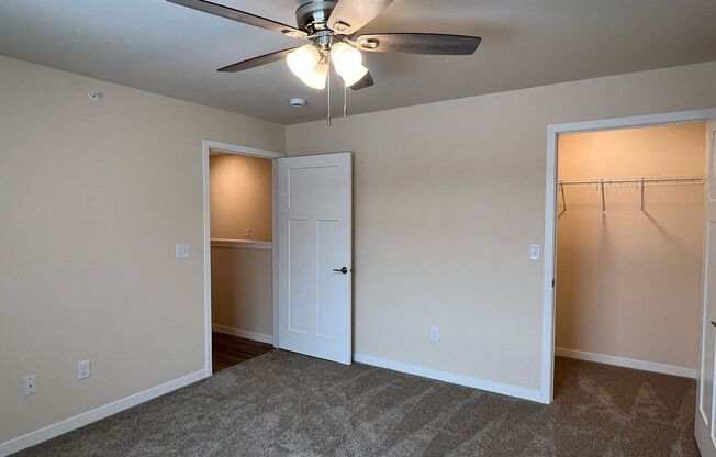 2 beds, 1.5 baths, 1,360 sqft, $1,675, Unit AT 709-35