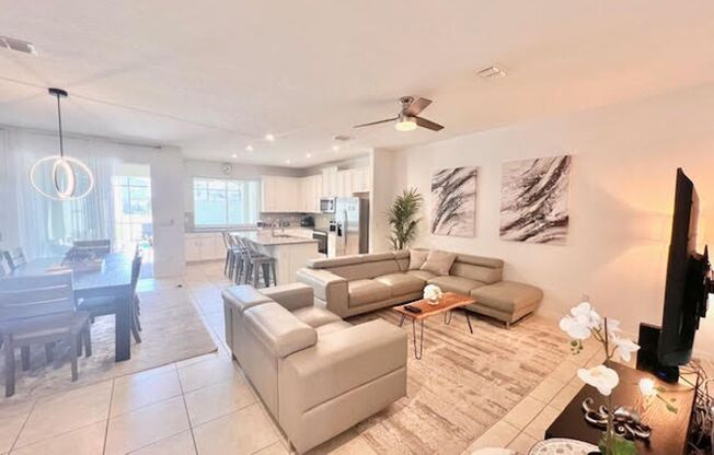 Kissimmee, - 4 Bedroom, 4.5 Bathroom - $3495.00