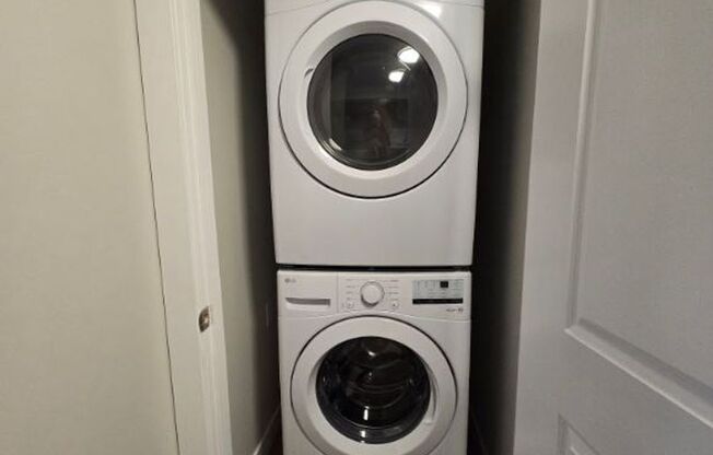 1 bed, 1 bath, 650 sqft, $1,150, Unit 1523-01