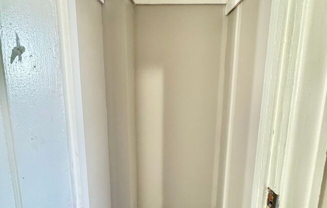 1 bed, 1 bath, 500 sqft, $895, Unit K-01