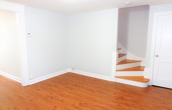 35 BROMFIELD ST