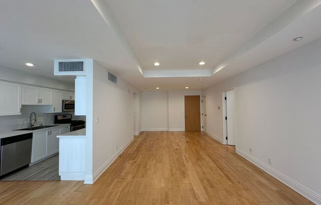 2 beds, 2.5 baths, 1,300 sqft, $3,995, Unit 203