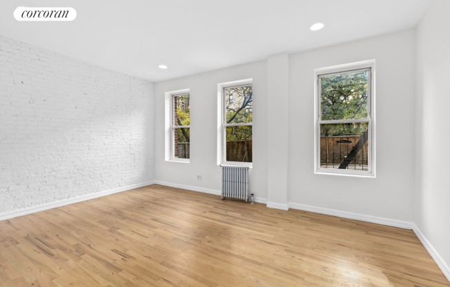 53 W 106 ST