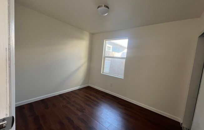 2 beds, 1 bath, $1,950